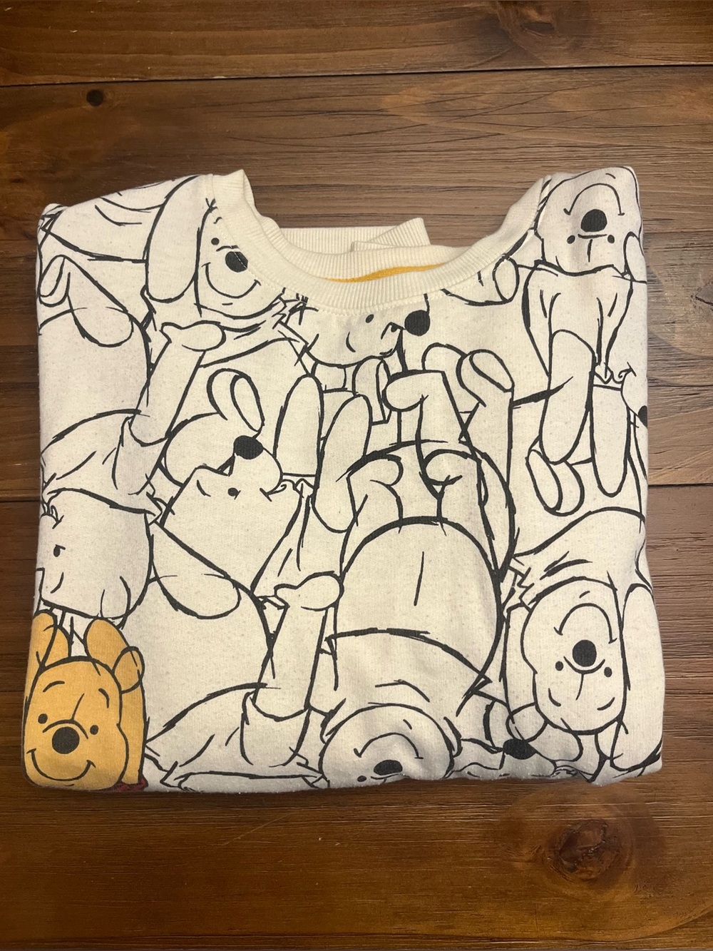 M crewneck